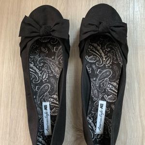 American Eagle Black Fabric Flats Slip On Shoes w/ Bow - Women Size 11 Wide